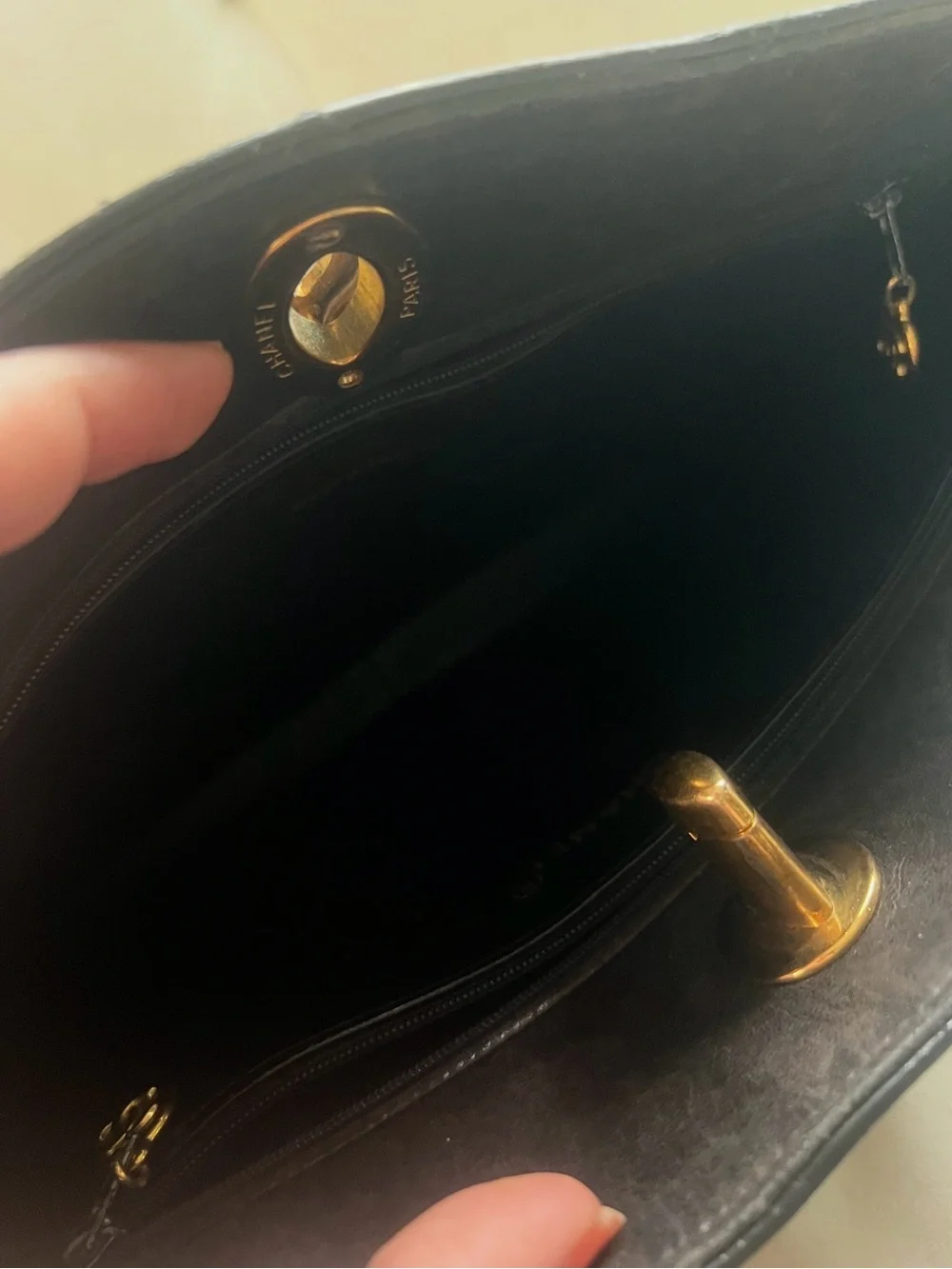 CHANEL Black Quilted Crossbody Bag with Gold Hardware y2k 90s